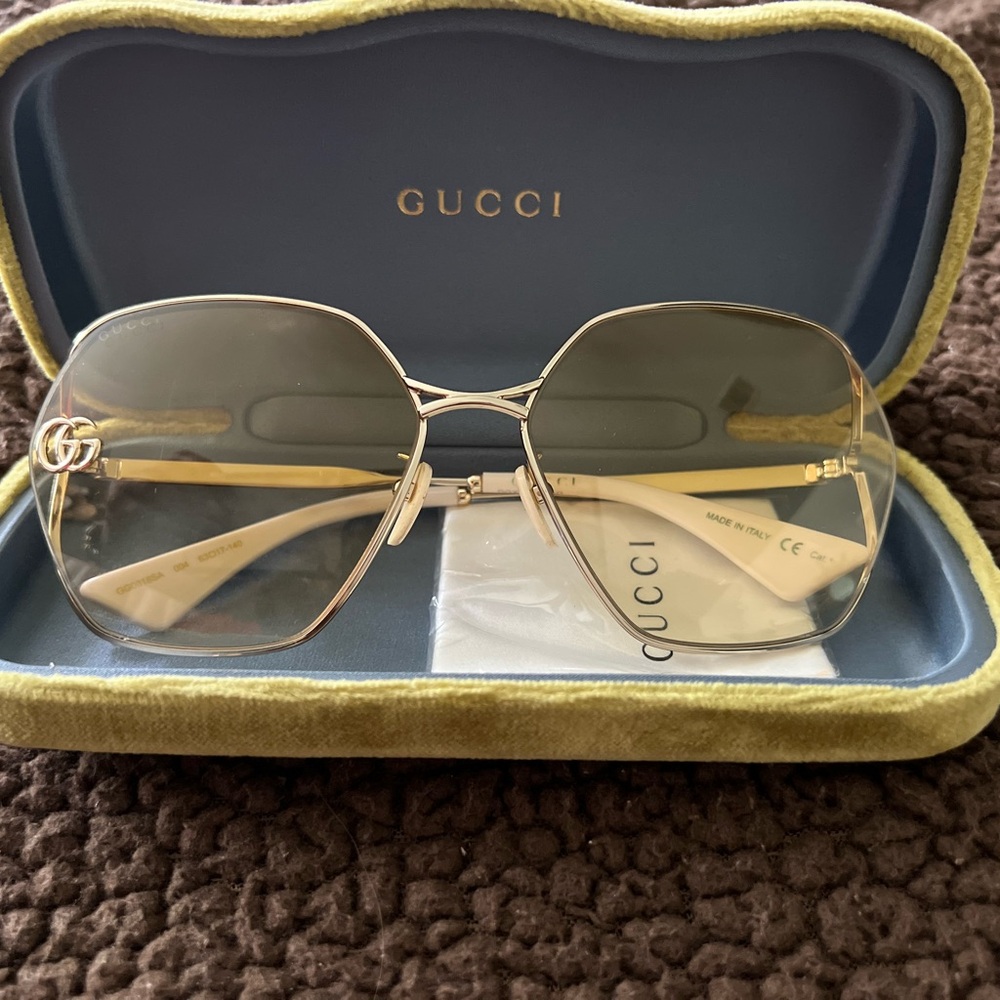 Gucci Gold Aviator Sunglasses with Cream Accents
